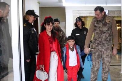 Emniyet müdüründen yürek ısıtan hareket