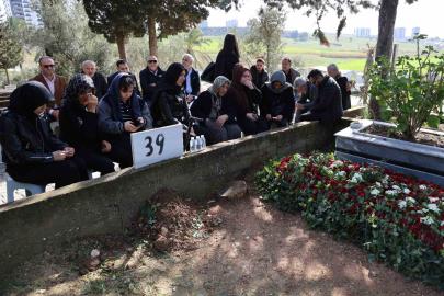 Endoskopi sonucu hayatını kaybeden kadın, mezarı başında anıldı