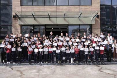 Erdem Koleji’nden AMO’da 74 madalya ile zirvede