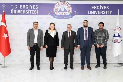 ERÜ’de ’Uzay Radyasyonunda Hayatta Kalmak’ konulu konferans düzenlendi