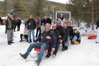 Erzurum’da kızaklarla kıyasıya yarış