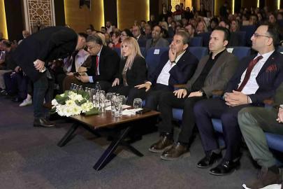 Esenler’de "5. Radyonun Yıldızları" ödülleri sahiplerini buldu