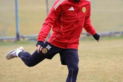 Eskişehirspor, Uşak deplasmanı öncesi hazırlıkları tamamladı