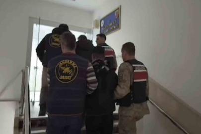 Eve silahlı saldırı kamerada: 2 gözaltı