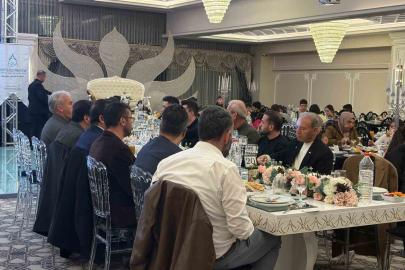 Fatih Sultan Mehmet Eğitim ve Yardımlaşma Vakfı iftarda buluştu