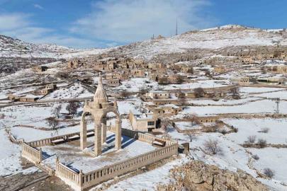 Gabar Dağı eteklerindeki Mağara köyü yeniden canlanıyor