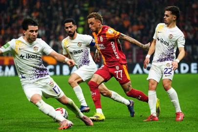 Galatasaray ligde 2 maç sonra gol yedi