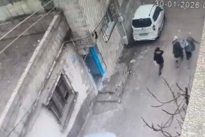 Gaziantep’te içerisinde 2,7 milyon TL bulunan kasanın çalınma anı kamerada