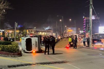 Gaziantep’te iki araç kafa kafaya çarpıştı: 3 yaralı