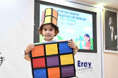 Gaziosmanpaşa’da Sıfır Atık projesi: Elbise, çanta, müzik aleti yaptılar