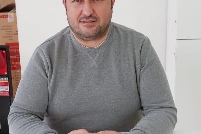 Gece yarısı kırmızı ışıkta mendil satan çocuklar için yetkililere çağrı