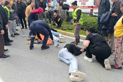 Geri manevra yapan kamyonete çarpan motosikletteki 2 kişi yaralandı