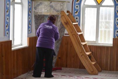 Germencik’te Ramazan ayı öncesi camiler temizlendi