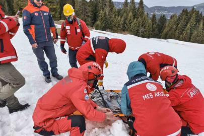 Giresun’da çığ tatbikatı gerçeğini aratmadı