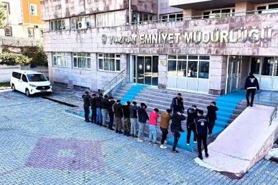 Göçmen kaçakçılığı şüphelisi 3 kişi savcılığa sevk edildi