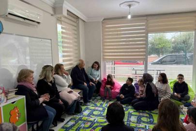 Görme engelliler için 3 yılda 200 kitap seslendirildi