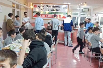 Gürbüzler Kur’an Kursunda bir araya geldiler