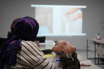 Gürsu’da hasta ve yaşlı bakım kursu