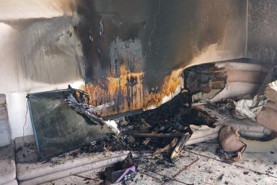 Hakkari’de ev yangını