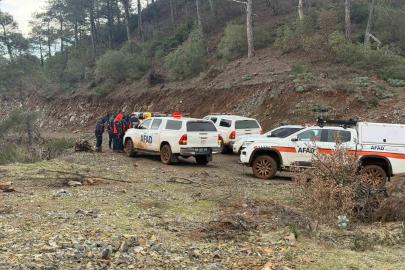 Hatay’da penceredeki sinekliği parçalayarak evden ayrılan psikolojik rahatsızlığı olan genç 5. günde aranıyor