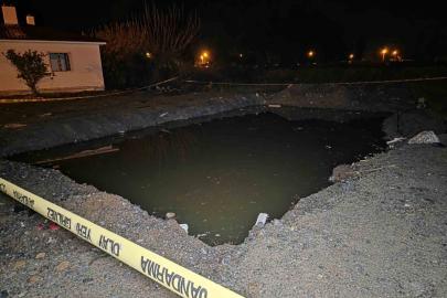 Hatay’da su dolu temelin içindeki toplarını almak isterken düşen 2 kardeş çocuk öldü