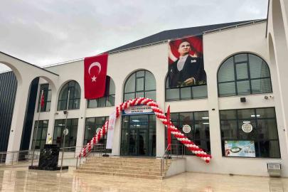 Hayırsever ailesinin Buldan’a yaptırdığı ikinci okul törenle açıldı