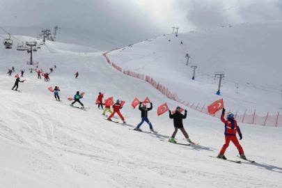 Hesarek Kayak Merkezi’nde ziyaretçi yoğunluğu