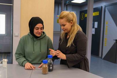 Hitit Üniversitesi Milli Teknoloji Atölyesi kapılarını öğrencilere açtı
