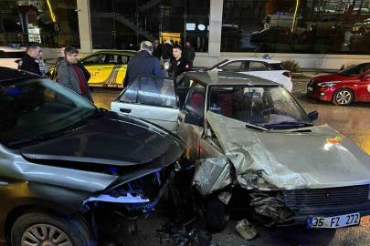 İki otomobilin çarpıştığı kazada 1 kişi yaralandı