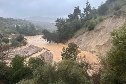 İncirliova’da sağanak sonrası 9 ev tahliye edildi