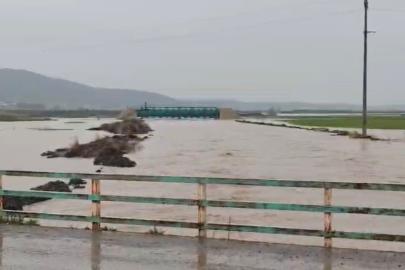 İslahiye’de sağanak sonrası ev ve tarlaları su bastı