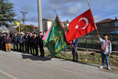 Isparta’da asırlık sancak kaldırma ve asker uğurlama geleneği