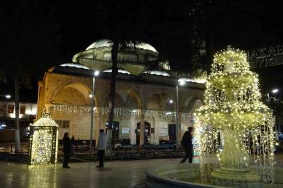 Isparta’da hatimle teravihe yoğun akın: 15 camide her gece bir cüz okunuyor