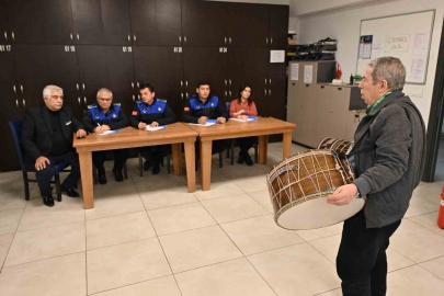 Ispartalıları 45 mahallede 70 davulcu sahura kaldıracak