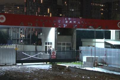 İstanbul’da ağabeyini öldürdükten sonra intihar eden gencin cenazesi adli tıbba kaldırıldı