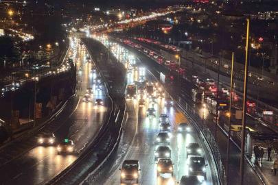 İstanbul’da trafik yoğunluğu yüzde 90’a ulaştı