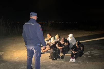 İzmir’de 30 düzensiz göçmen yakalandı