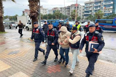 İzmir’de iki kardeşin öldüğü kazada kaçan şüpheli tutuklandı