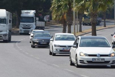 İzmir’de trafiğe kayıtlı araç sayısı 2 milyon 106 bin 883 oldu