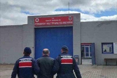 Jandarmanın aranması olan 57 kişiyi yakaladı