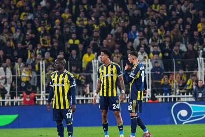 Jayden Oosterwolde ve Fred, cezalı duruma düştü