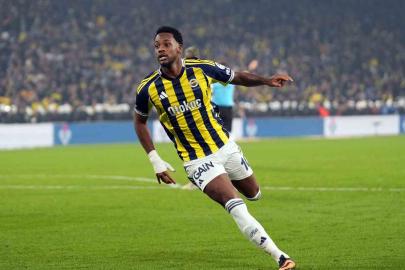 Jhon Duran, Fenerbahçe’de 6 ay kaldı