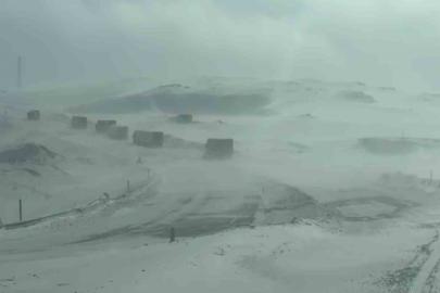 Kar ve tipi, Tendürek geçidini kapattı