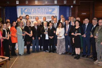 Karadeniz’de ’yılın değerleri’ ödüllerini aldı