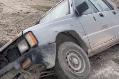 Karapınar’da pikap çukura düştü: 1 yaralı