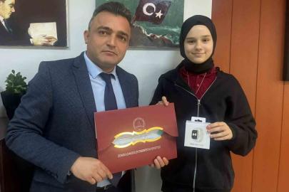 Karşıyaka Ortaokulu il birincisi oldu