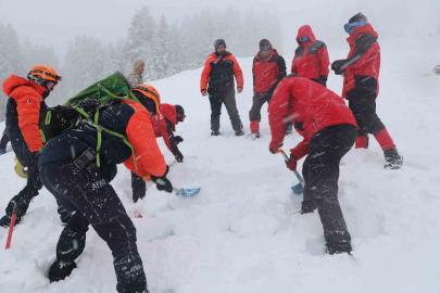 Kastamonu’da Ilgaz Dağı’nda "Çığda Arama Kurtarma" tatbikatı gerçekleştirildi