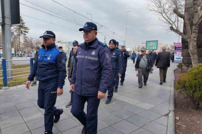Kayseri Büyükşehir’de düzenli bir şehir için ’kaldırım’ denetimi