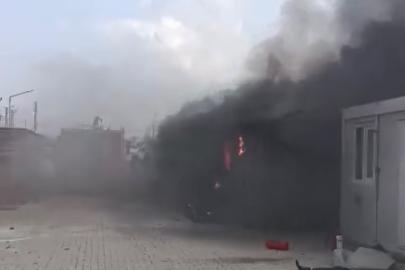 Kırıkhan’da konteyner yangını