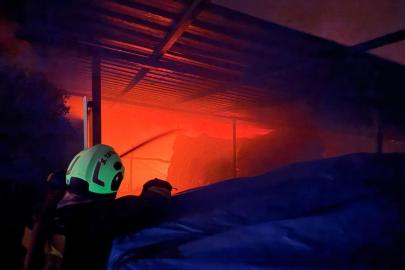 Kırıkhan’da samanlık yangını